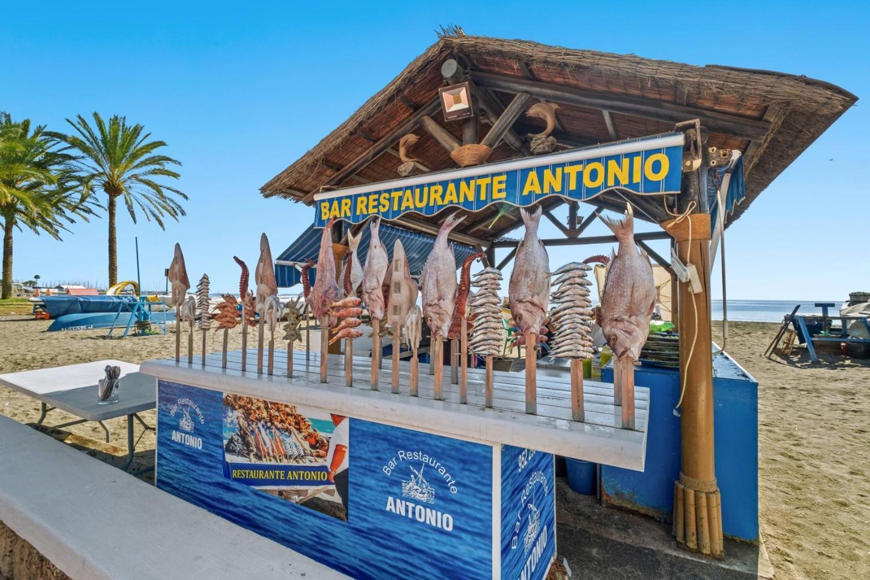 Apartamento Frente A La Playa Málaga Exterior foto
