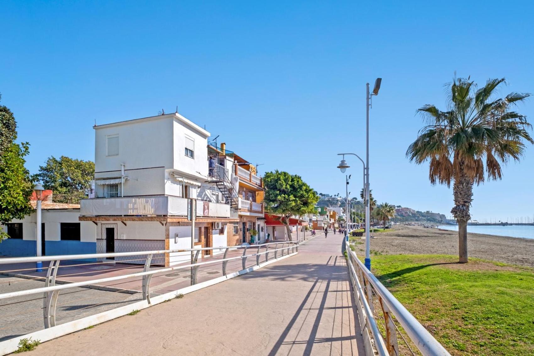 Apartamento Frente A La Playa Málaga Exterior foto